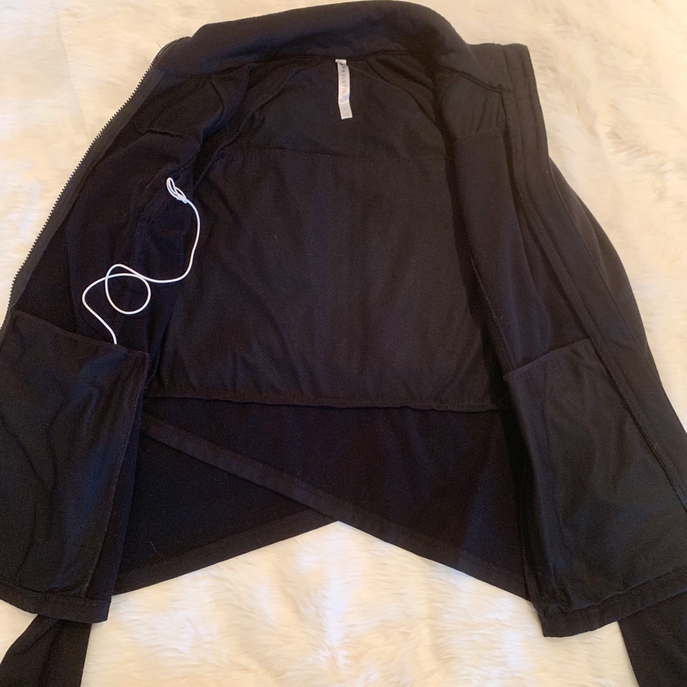 Fabletics high low fitted jacket